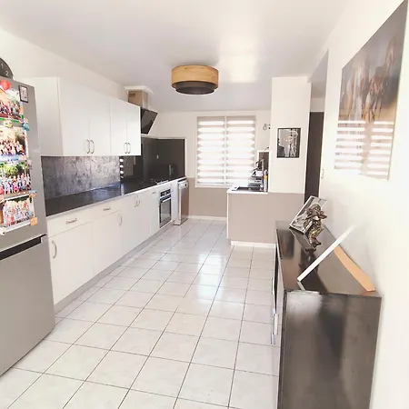 別荘 8 Pers Avec Petite Piscine Hors Sol Privee + Garage + Parking + Grand Jardin - Fr-1-781-41 *